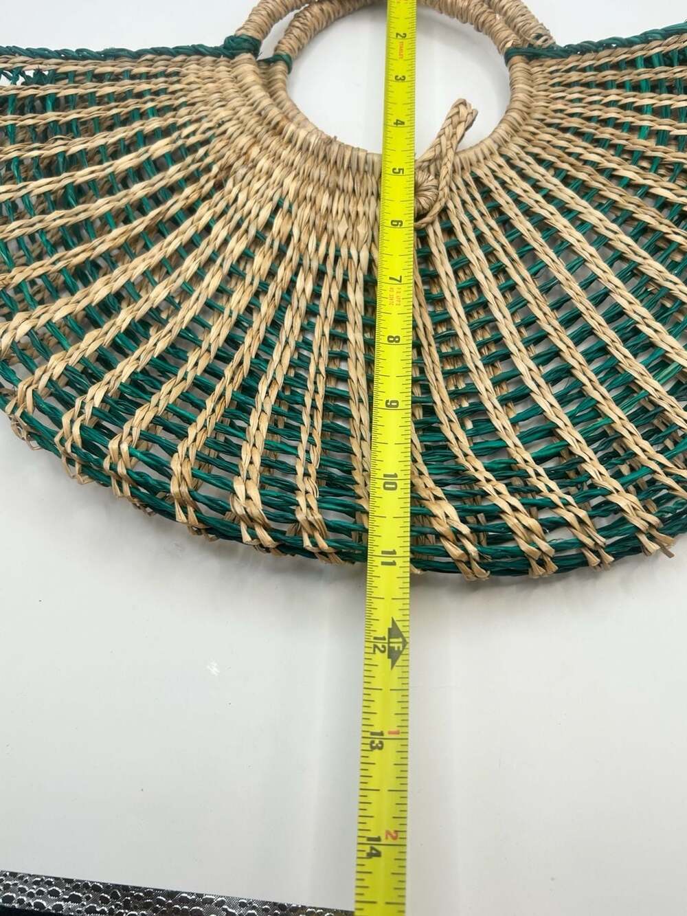 Two-Tone Woven Straw Top Handle Bag - Picture 4 of 5